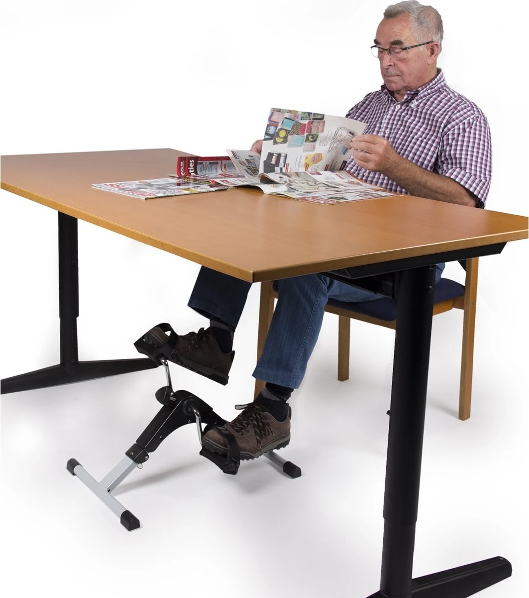 Stoelfiets - VirtuFit V2 Opvouwbare Bureaufiets - Instelbare Weerstand - Hometrainer 10 Stoelfiets - VirtuFit V2 Opvouwbare Bureaufiets - Instelbare Weerstand - Hometrainer - Afbeelding 8