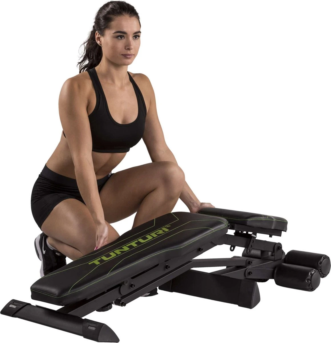 Tunturi UB80 Halterbank Verstelbaar - Fitnessbank Belastbaar Tot 200kg - Trainingsbank & Buikspierbank In één - Incl. Gratis Tunturi Training App 12 Tunturi UB80 Halterbank Verstelbaar - Fitnessbank Belastbaar Tot 200kg - Trainingsbank & Buikspierbank In één - Incl. Gratis Tunturi Training App - Afbeelding 10