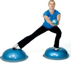BOSU Balance Trainer PRO - Buikspiertrainer - Houdingstrainer - Balanstrainer - Balans - Coordinatie 15 BOSU Balance Trainer PRO - Buikspiertrainer - Houdingstrainer - Balanstrainer - Balans - Coordinatie -Fit Gear Verkoop 1200x1063 2