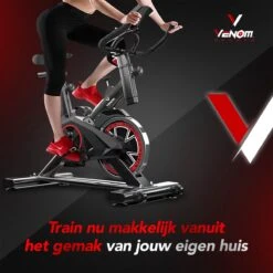 Venom Sports Hometrainer Fiets – Fitness Fiets – Professionele Indoor Cycle Met Lage Instap – Hometrainer Fitness – Hoge Stabiliteit – Spinningfiets – Cardio Bike – LCD Scherm – Verstelbaar – V-belt Aandrijving – Tot 175cm En 150kg – Zwart/Rood -Fit Gear Verkoop 1200x1200 152