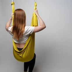 Therapeutische Hangmat YOGA ICON | Aerial Yoga | 280*150cm | Goud | Inclusief Handige Draagtas En 1 Plafondhaak | Workout | Training En Ontspanning | -Fit Gear Verkoop 1200x1200 1875