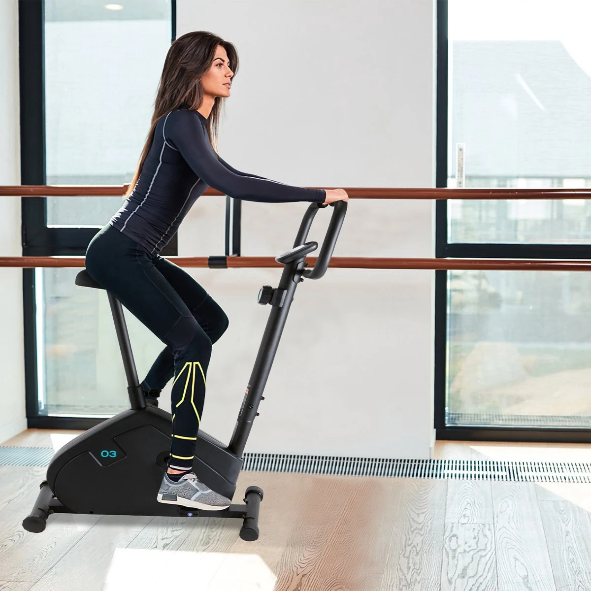 Hometrainer Fitness Fiets - Verstelbaar - Met Lcd-scherm - Veilig En Comfortabel 8 Hometrainer Fitness Fiets - Verstelbaar - Met Lcd-scherm - Veilig En Comfortabel - Afbeelding 6