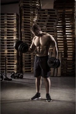 Tunturi Gewichten - Halterset - Dumbbell Set - 2 Stuks - Totaal 28kg - Zwart - Vinyl - Incl. Gratis Fitness App 17 Tunturi Gewichten - Halterset - Dumbbell Set - 2 Stuks - Totaal 28kg - Zwart - Vinyl - Incl. Gratis Fitness App -Fit Gear Verkoop 802x1200 1