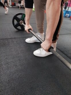 Gouden Grip Fat Grips + GRATIS Griptraining E-book - Handgrepen - Handgreep Fitness - Dumbell Barbell Handgreep - Fat Grip - Dikke Handgrepen Fitness - Handvat - Griptraining - Barbell Gripz - Handtrainer - Griptrainer - Onderarmtrainer -Fit Gear Verkoop 900x1200 2